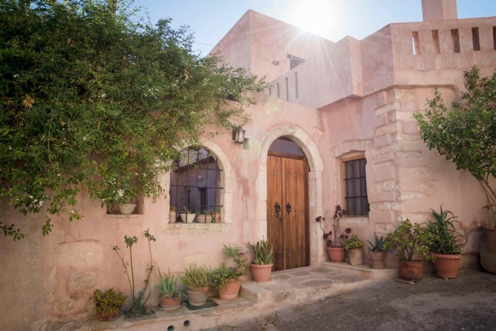 Vila Nino'S House - In Kato Chorio Of Ierapetra Exteriér fotografie